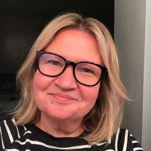 Meet your Posher, Antonia